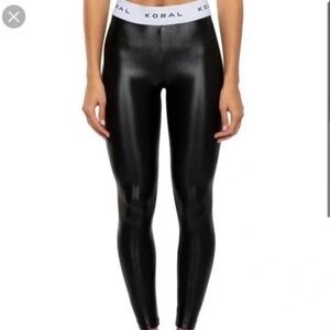 NWT KORAL Metallic Lustrous Legging Size Medium